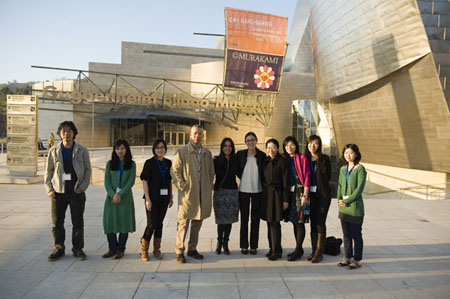 Cai Guo-Qiang and studio on the eve of the opening of I Want to Believe at the Guggenheim Bilbao, 17 March 2009. ©FMGB Guggenheim Bilbao Museoa, Photo: Erika Barahona-Ede
